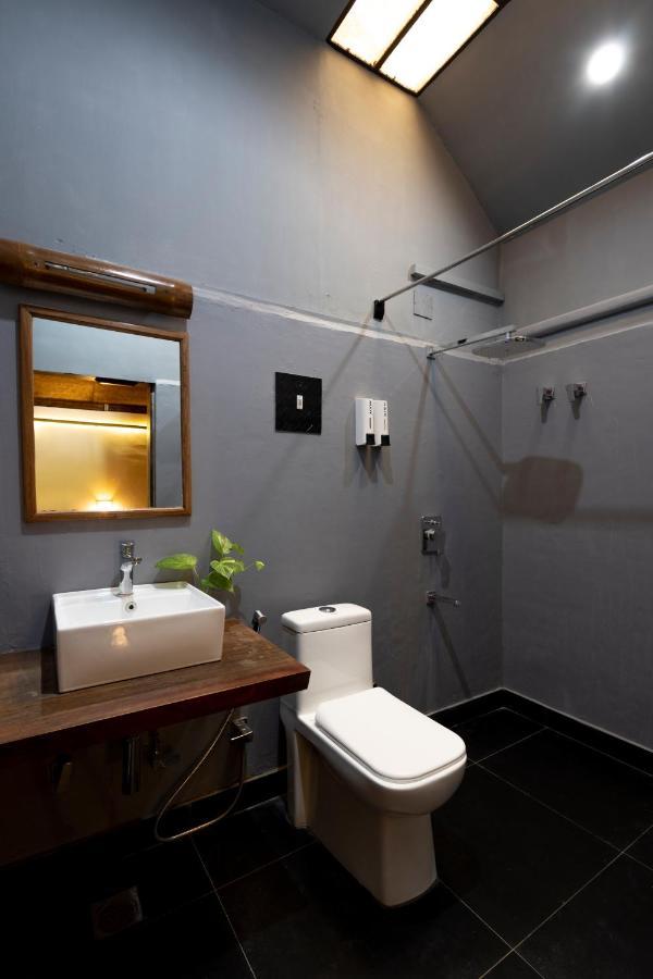Wild Orchid Hotel Kala Pathar Beach Екстериор снимка